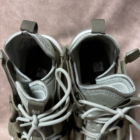 Nike Air Edge 270–Medium Olive—Size 12 - Picture 7 of 8